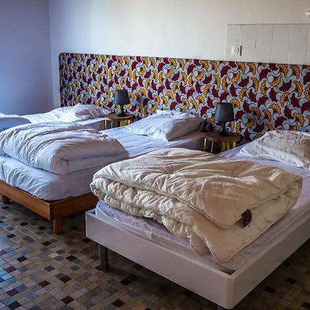 Dom wakacyjny Maison Avec Grand Jardin 300m De La